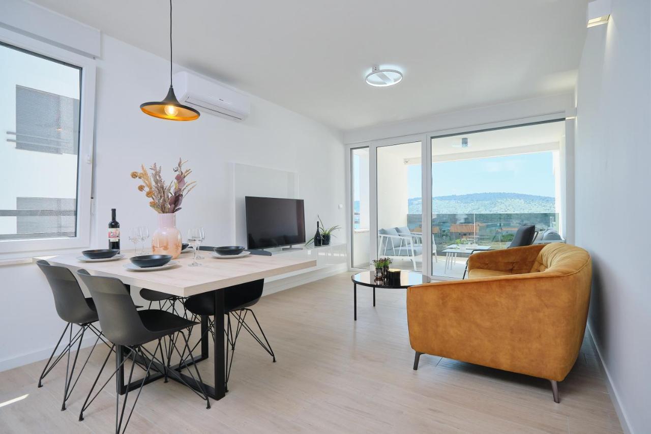 Queen Apartment